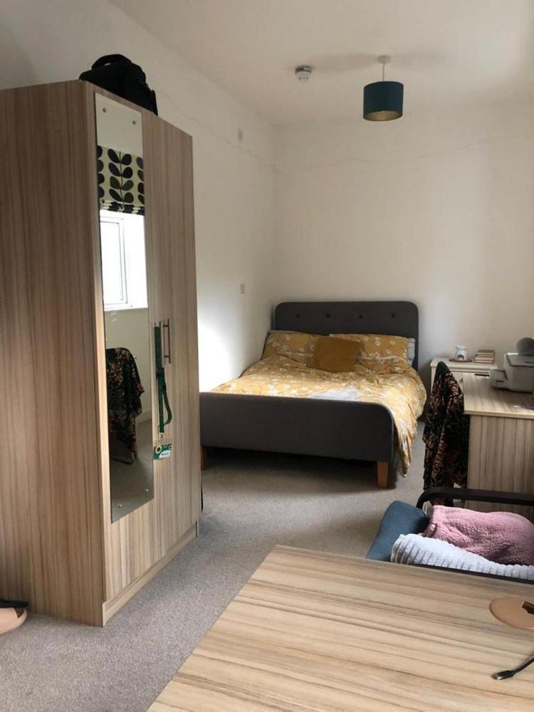 Armyn House Apartments, Your Coastal Escape In Фалмът Екстериор снимка