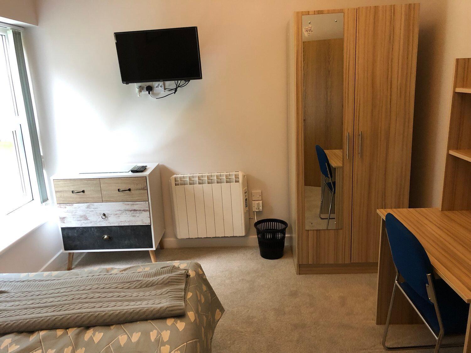 Armyn House Apartments, Your Coastal Escape In Фалмът Екстериор снимка