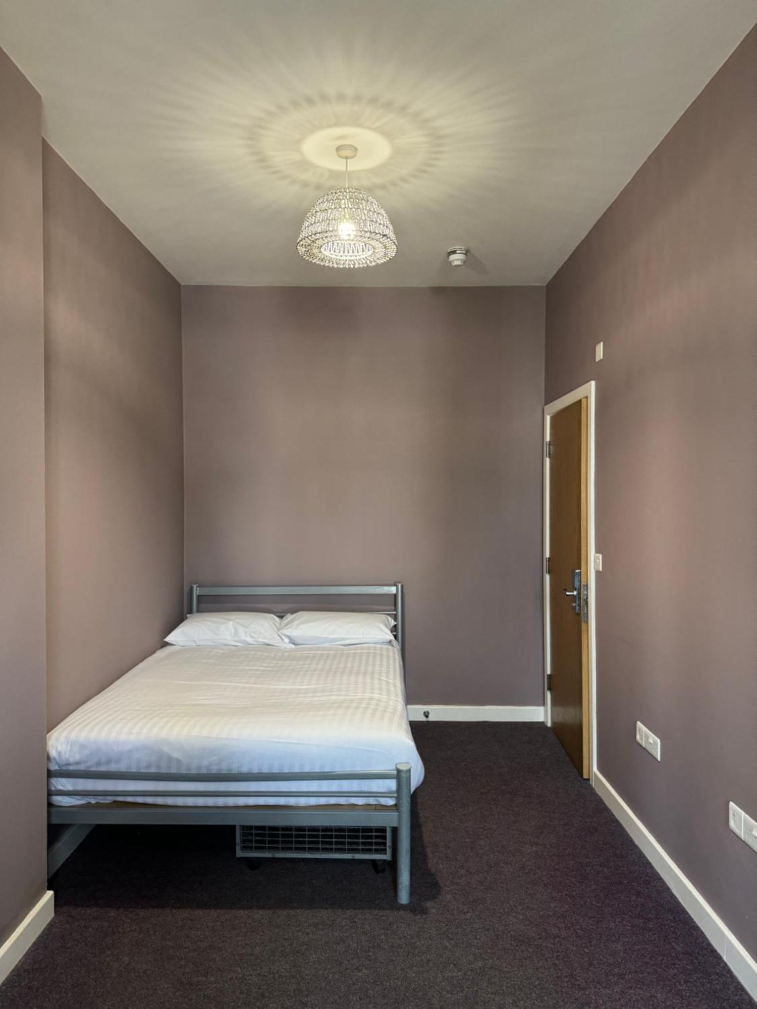 Armyn House Apartments, Your Coastal Escape In Фалмът Екстериор снимка
