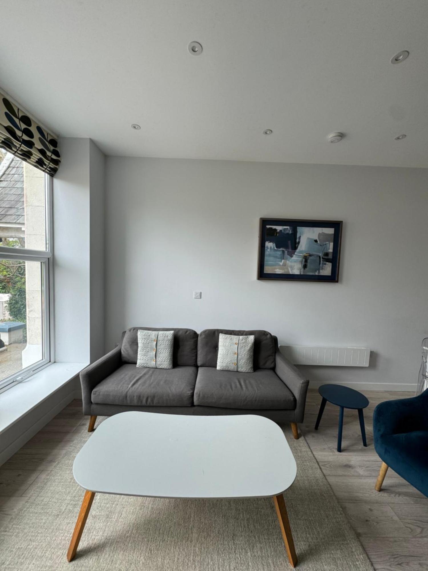 Armyn House Apartments, Your Coastal Escape In Фалмът Екстериор снимка