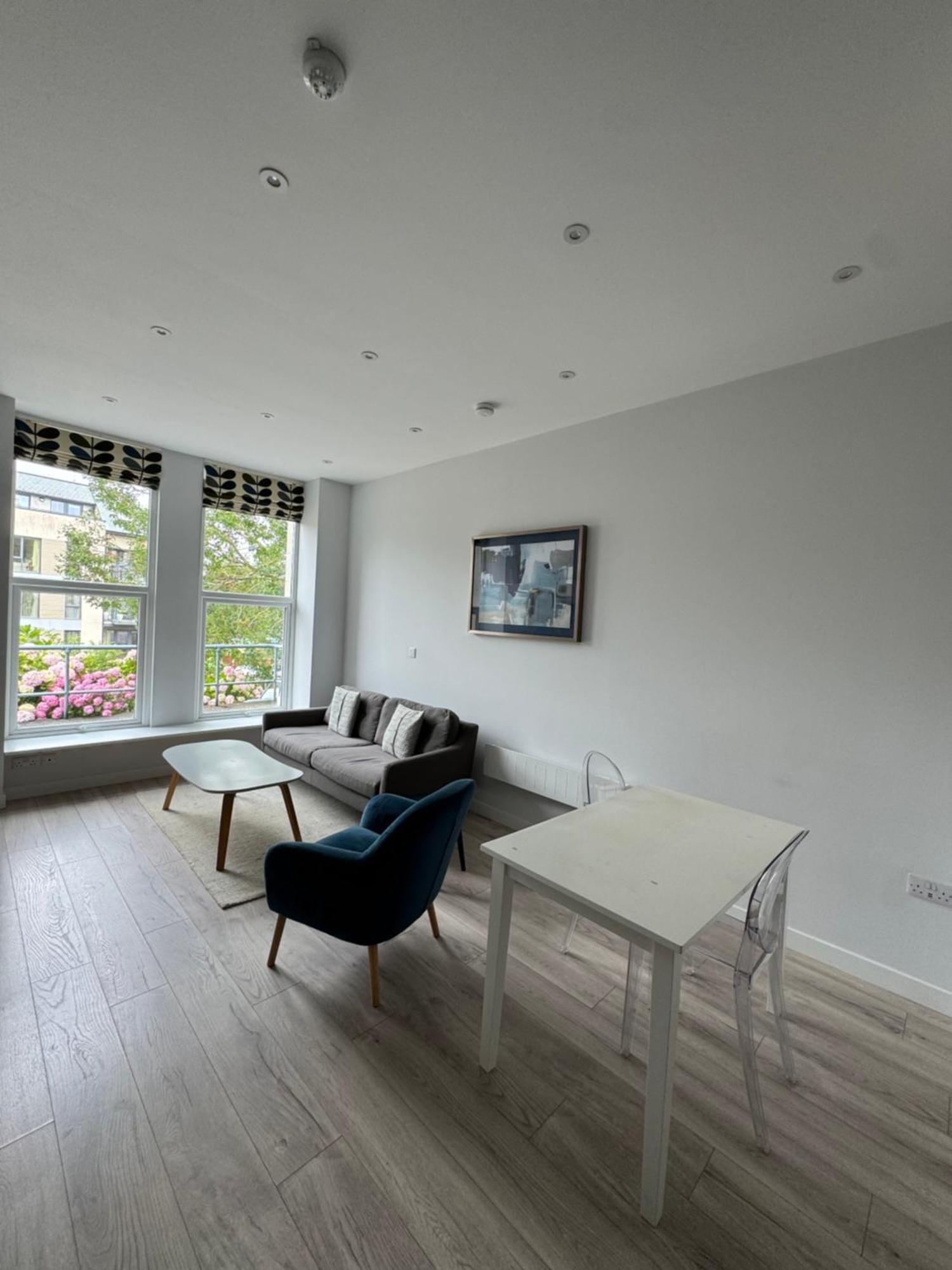 Armyn House Apartments, Your Coastal Escape In Фалмът Екстериор снимка
