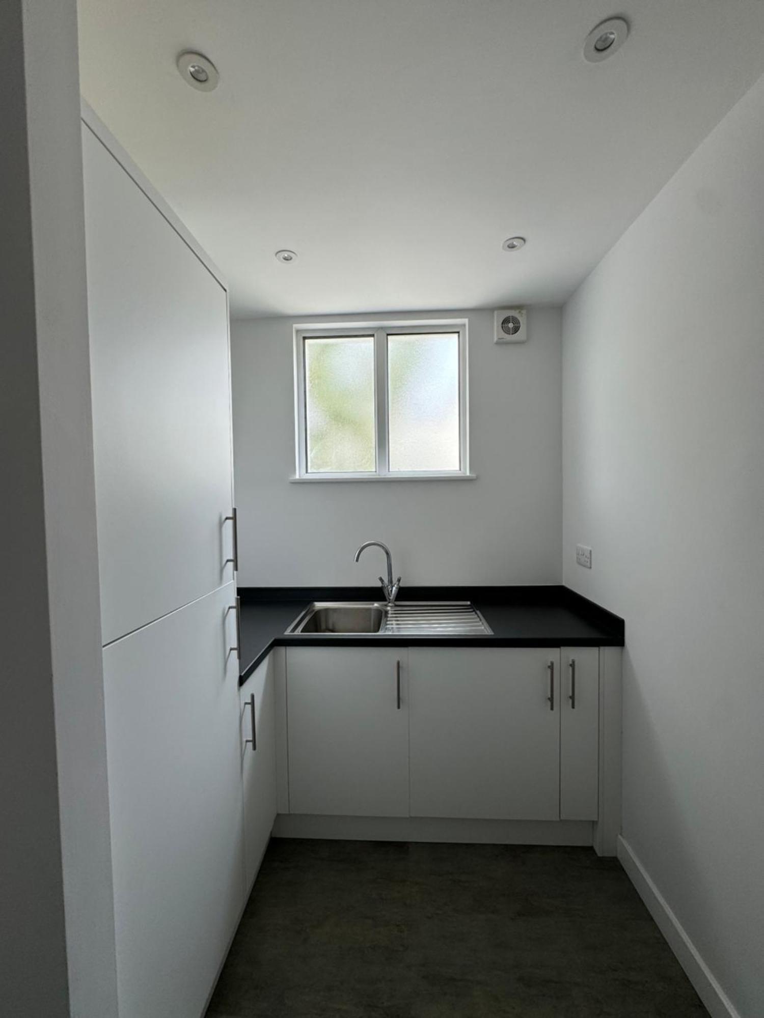 Armyn House Apartments, Your Coastal Escape In Фалмът Екстериор снимка